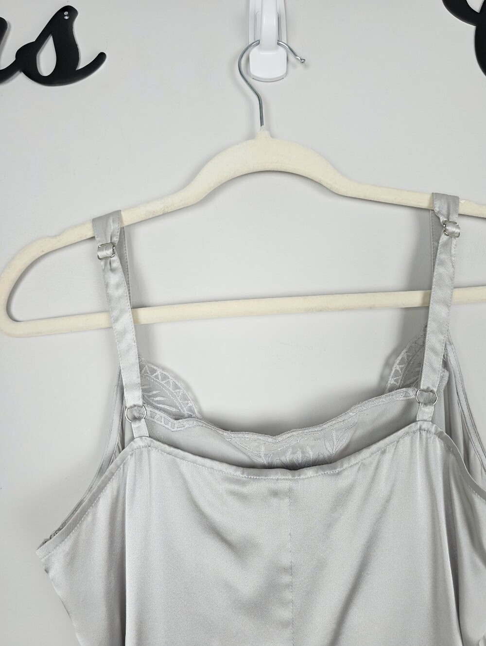 White House Black Market 100% Silk Silver Chemise/Camisole Size Medium - Picture 7 of 11